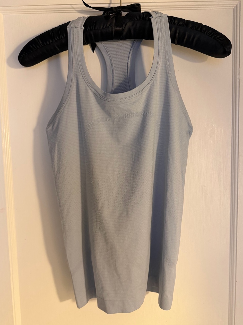 Lululemon Swiftly Tech Racerback Tank Sz 6 Waist Length